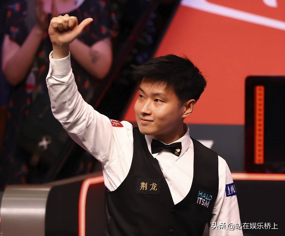 由前锋巧妙 由前锋巧妙